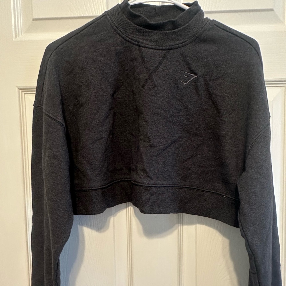 Gymshark Sweatshirt Womens XS Cropped Grey Color Long Sleeves Crewneck Pullover